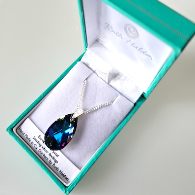 Teardrop hot sale crystal pendant